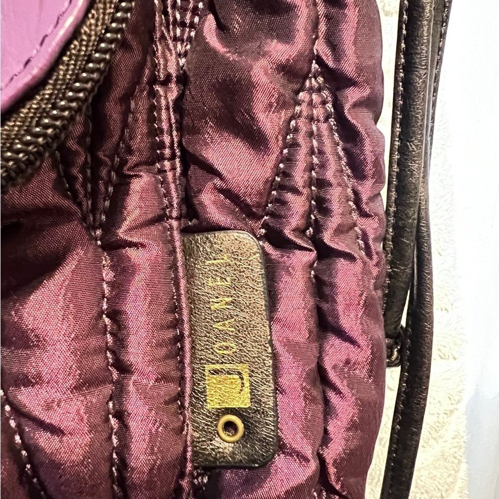Chic Purple Croc-Embossed Shoulder Bag - Picture 3 of 6